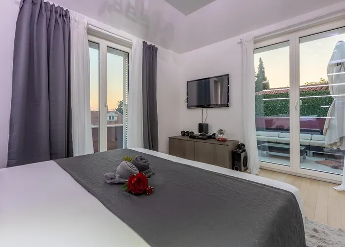 别墅 M 德拉马利